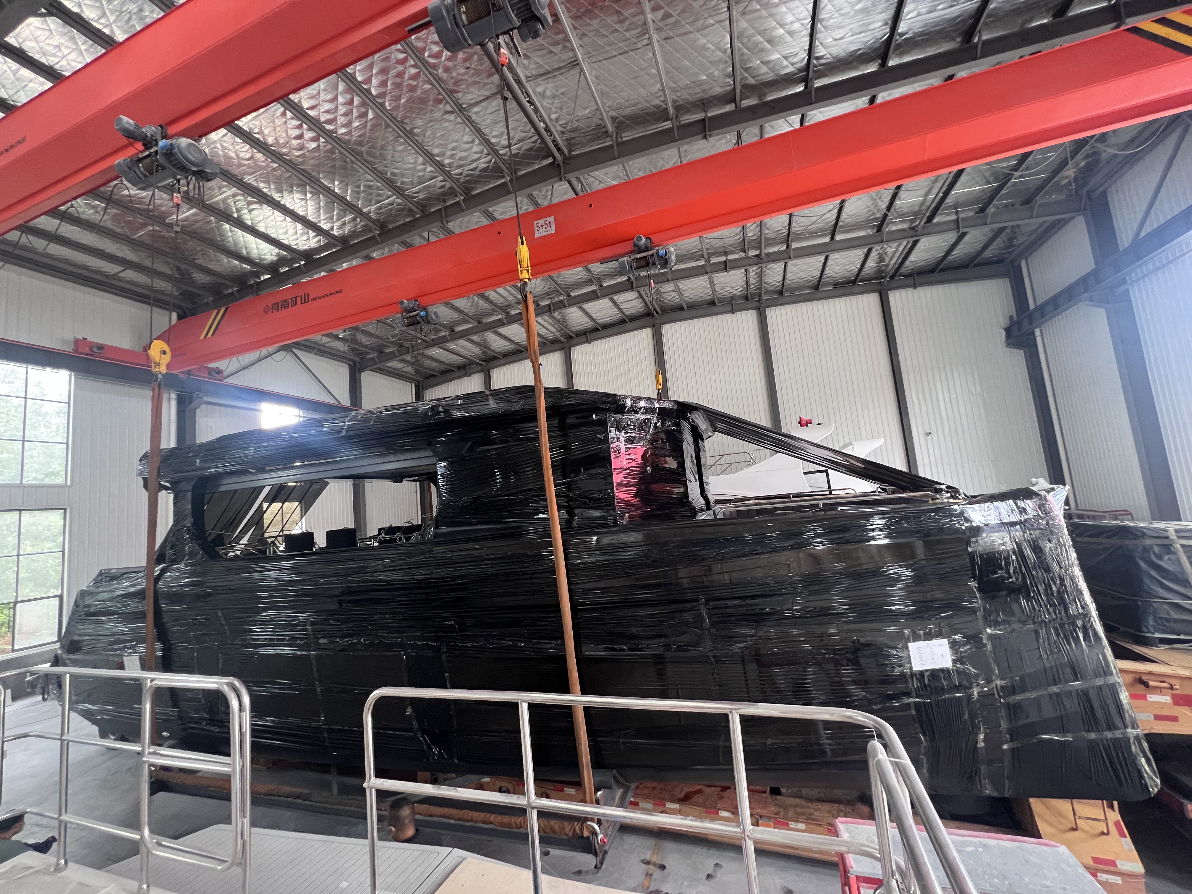 Den første Lawada® 1360 -partikatamaranen leverte til Malaysia, den andre bygde.