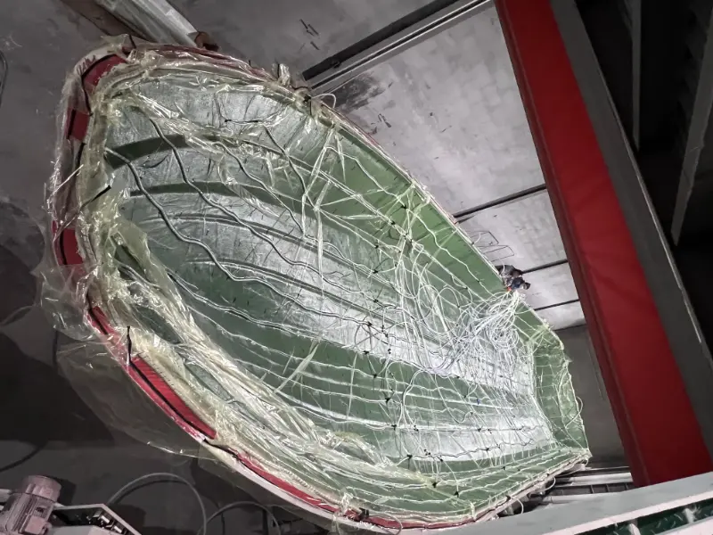 Lawada® vakuuminfusjonsprosess for 21,8 m passasjerfartøysskrog – øker styrke, effektivitet og lang levetid