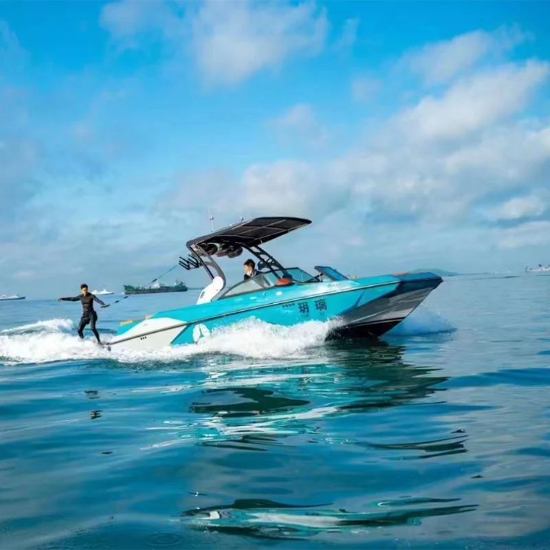 Fiberfiber wakeboard båt
